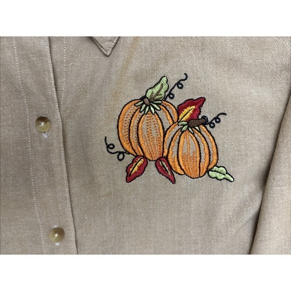 Country Store Women's Tan Button Up Shirt Embroidered Pumpkins Fall Size 2X - Picture 3 of 15